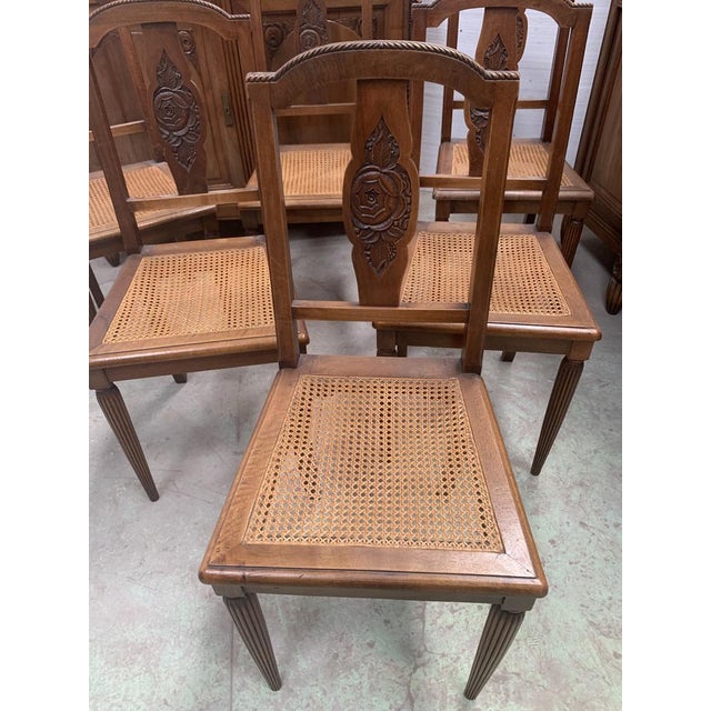 Art Deco Dining Room Set in Finely Carved Walnut, 20th Century, Set of 9 For Sale - Image 18 of 18