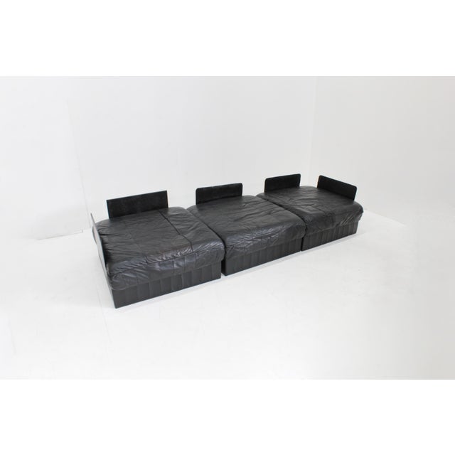 DS 88 Modular Sofa in Black Leather from de Sede, 1970s, Set of 3 For Sale - Image 14 of 15
