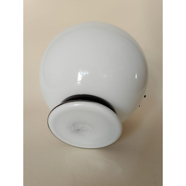 Modern Minimalist Vase in Murano Glass, 1970s For Sale - Image 6 of 11