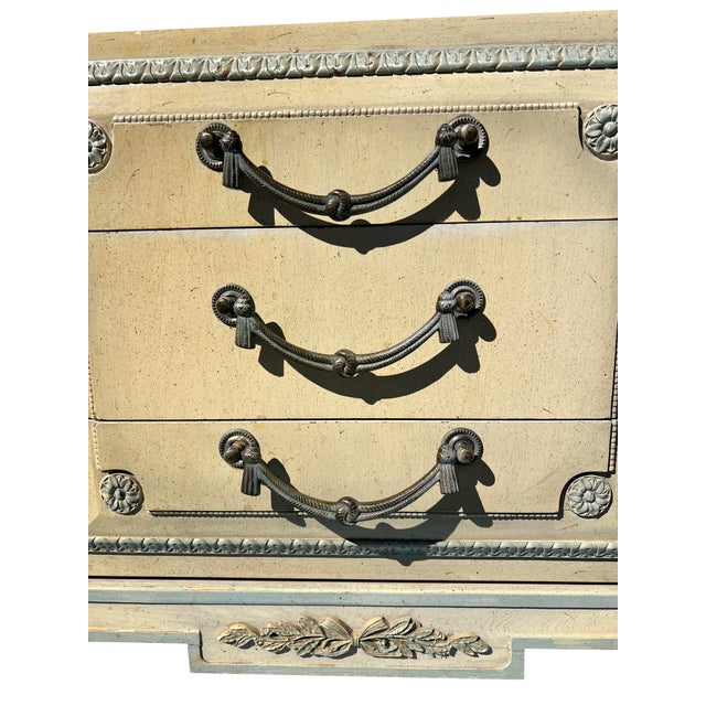 Wood Vintage French Provincial Style Pair Nightstands or End Accent Side Tables For Sale - Image 7 of 11