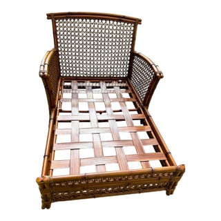 Vintage 1970s Palm Beach Regency Split-Bamboo & Rattan Chaise Lounger For Sale