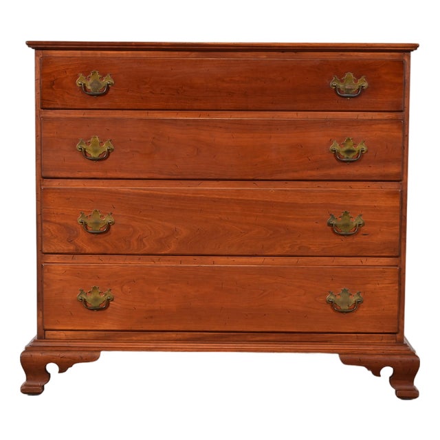 Stickley Georgian Solid Cherry Wood Four-Drawer Chest of Drawers, Circa 1950s For Sale