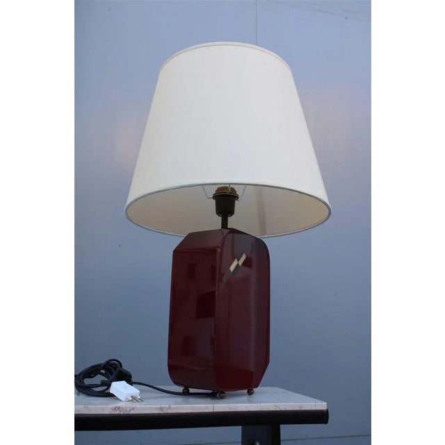 Italian Bordeaux Bakelite Table Lamp, 1970s For Sale - Image 11 of 12