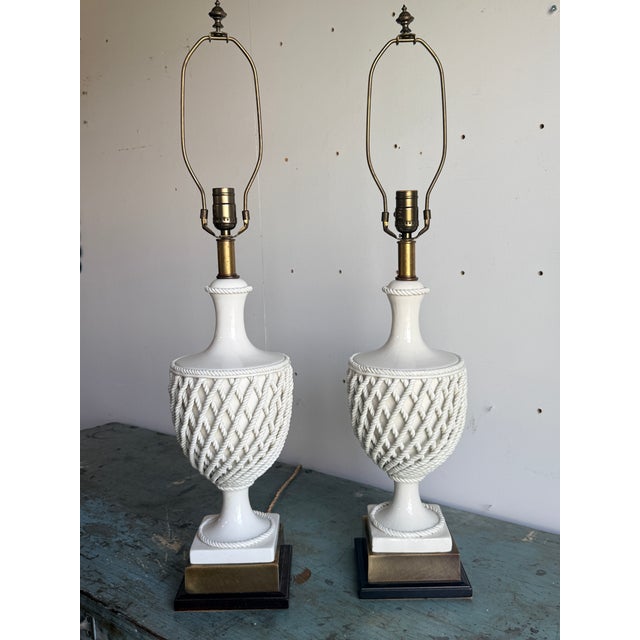 Vintage Fredrick Cooper Urn Lamps in Creamware Rope Lattice Pattern - a Pair For Sale - Image 6 of 18