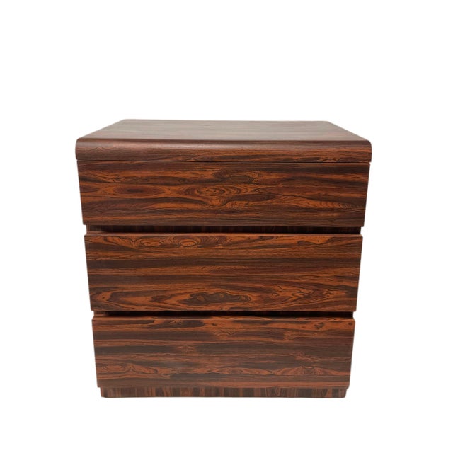 Mid-Century Modern Vintage Faux Rose Wood Laminated Dresser For Sale - Image 3 of 5