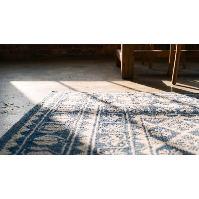 1920s Blue White Geometric Antique Indian Agra Cotton Carpet 4' X 7' Handknotted Rug For Sale - Image 9 of 11