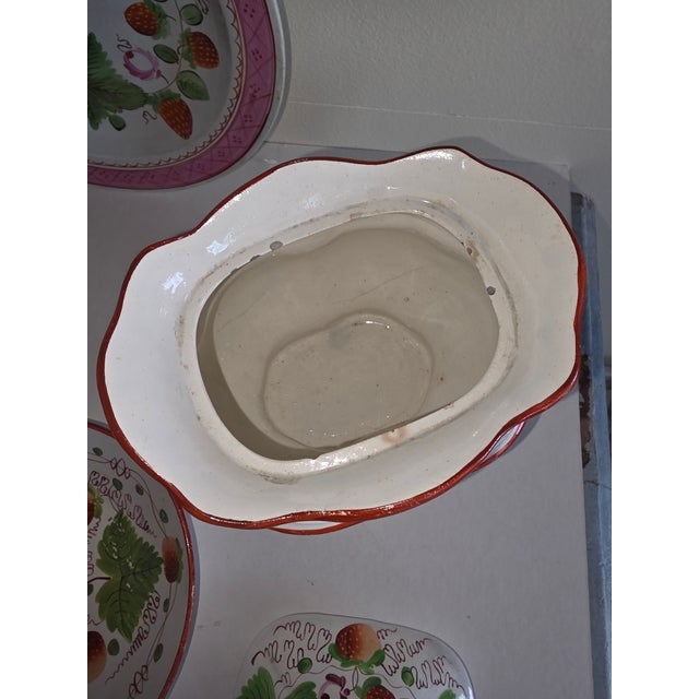 Group of English Pearlware Strawberry and Vine For Sale - Image 9 of 15