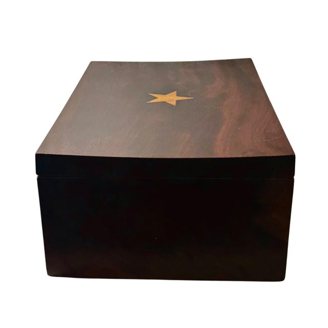 American Merican Work Box With Inlaid Star, 19th Century For Sale - Image 3 of 13