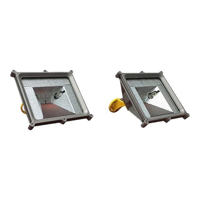 Vintage Italian Lingotto Sconces by Renzo Piano for iGuzzini, Set of 2 For Sale