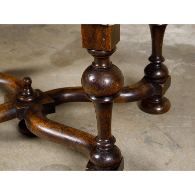William and Mary Style English 1900s Stool with Turned Legs and X-Form Stretcher For Sale In Atlanta - Image 6 of 11