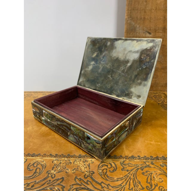 Vintage Mid 20th Century Mexican Silver & Patchwork Rainbow Abalone Shell Covered Box For Sale - Image 4 of 6