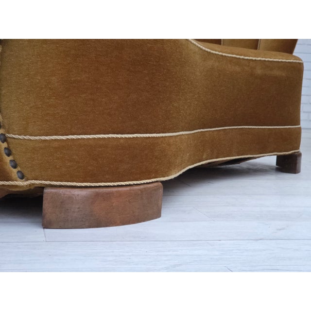 Danish 2-Seater Banan Sofa in Olive Green Furniture Velour, 1960s For Sale - Image 13 of 18