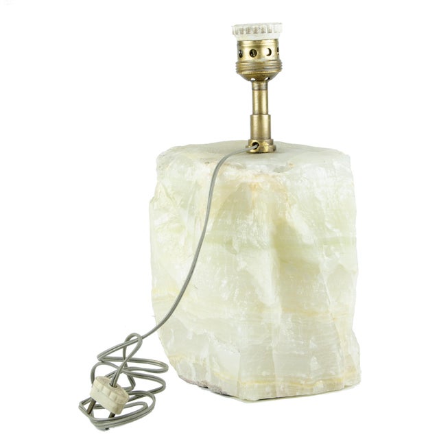 Jean-Michel Frank 1920s Art Déco Onyx and Brass Table Lamp by Comte With Design Attributed to Jean-Michel Frank, Argentina For Sale - Image 4 of 9