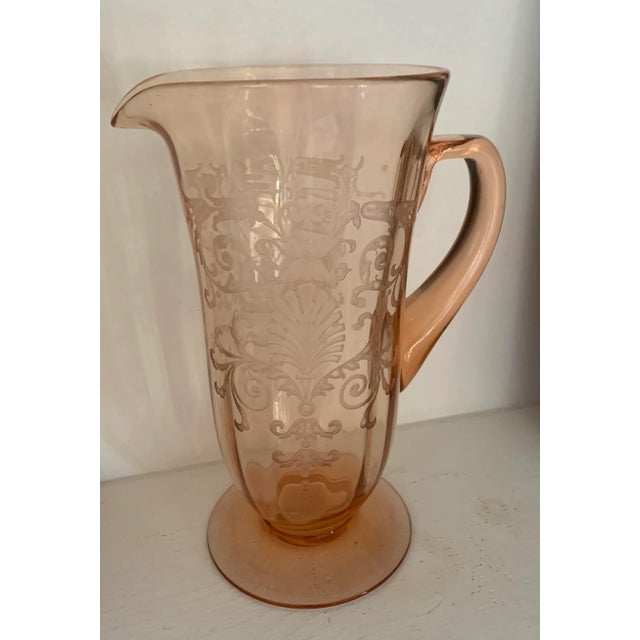 Fostoria Versailles was made for just a short time: from 1928 till 1943. It acquired immense popularity during and after...