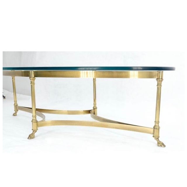Mid-Century Modern Vintage LaBarge-Style Oval Brass Coffee Table With Hoof Feet For Sale - Image 3 of 4