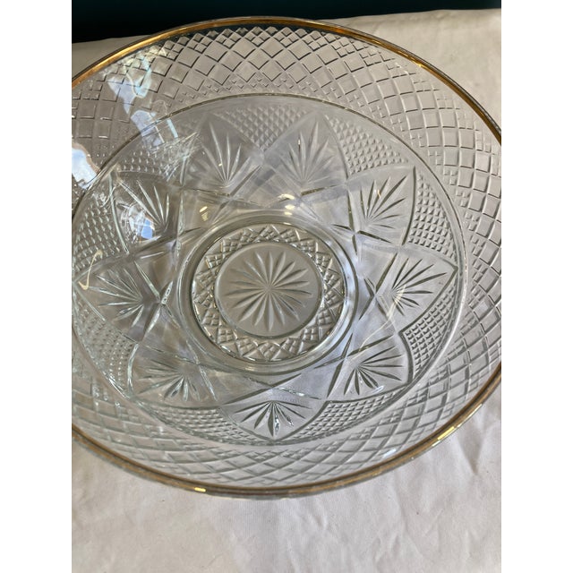Mid 20th Century Mid 20th Century Luminarc Diamond-Cut Crystal Serving Bowl With 18k Gold Rim For Sale - Image 5 of 10