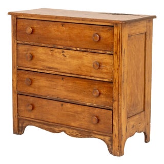 Victorian Pine Chest of Drawers, With Four Drawers. For Sale
