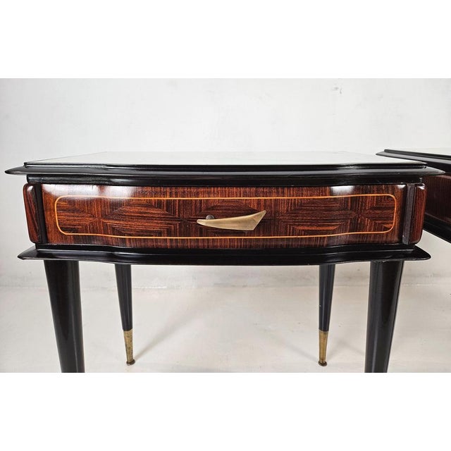 Brown Mid-Century Italian Nightstands in Walnut and Beech with Brass Details, 1950s, Set of 2 For Sale - Image 8 of 12