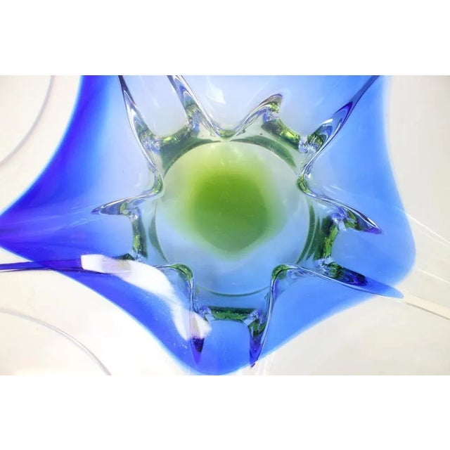 Blue Czech Art Glass Bowl by Josef Hospodka for Chribska Glassworks, 1960s For Sale - Image 8 of 9