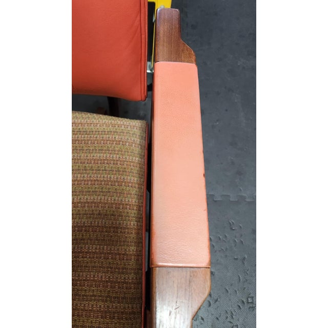 Vintage Gunlocke Tilt-Swivel Desk Chair With Arms – Mid Century Modern For Sale - Image 12 of 12