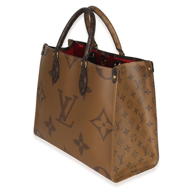 This bag says it all. The Onthego bag from Louis Vuitton is designed for busy lifestyles. Topped with two Toron handles...