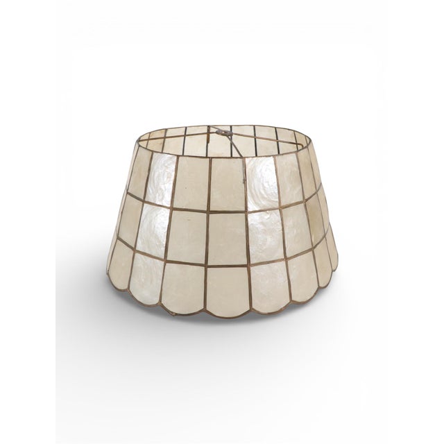 Mid 20th Century Vintage Geometric Pattern Capiz Shell Lamp Shade For Sale - Image 5 of 7