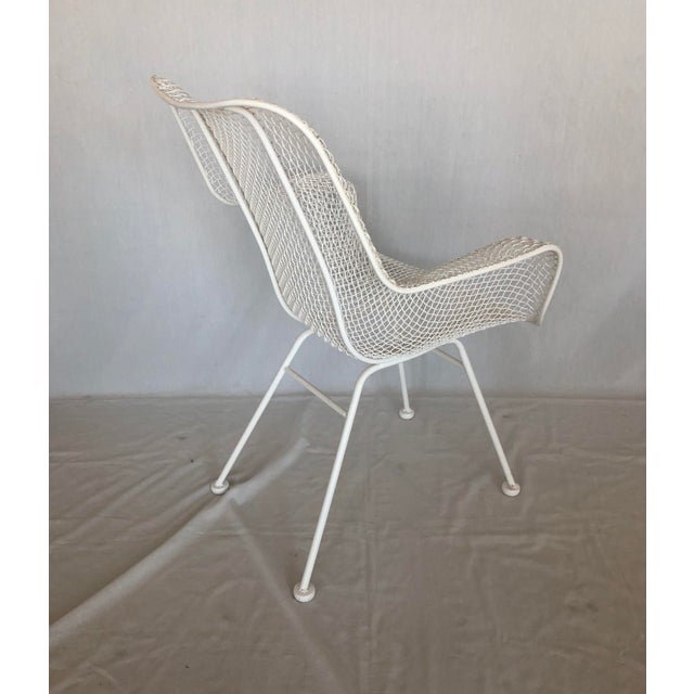 Russell Woodard 1960s Vintage White Sculptura Russell Woodard Patio Chairs- A Pair For Sale - Image 4 of 13
