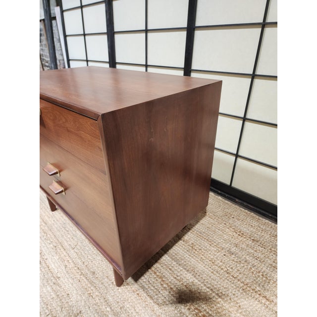 Wood Mid-Century Modern 3-Drawer Chest by Jens Risom For Sale - Image 7 of 9