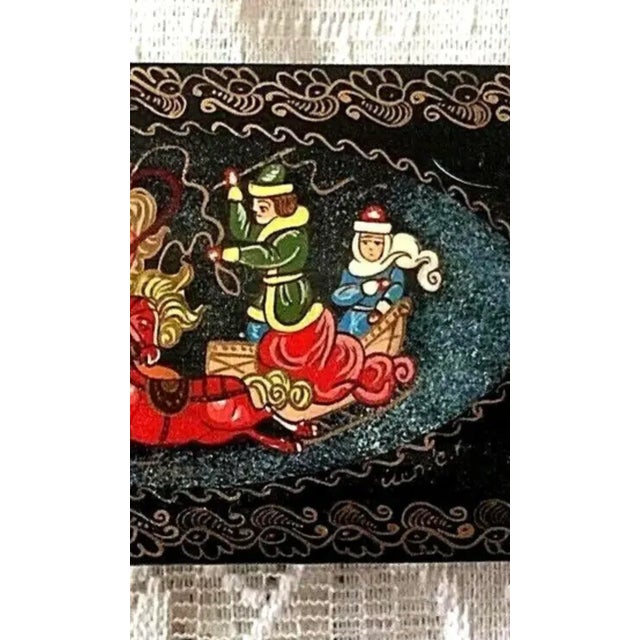 1920s Antique Hand Painted Signed Christmas Sleigh Lacquerware Box For Sale - Image 11 of 12