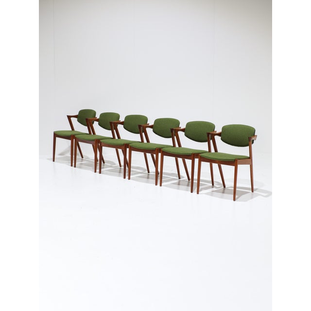 Model 42 Dining Chairs in Teak and Green Fabric by Kai Kristiansen for Schou Andersen, Denmark, 1960s, Set of 6 For Sale - Image 6 of 15