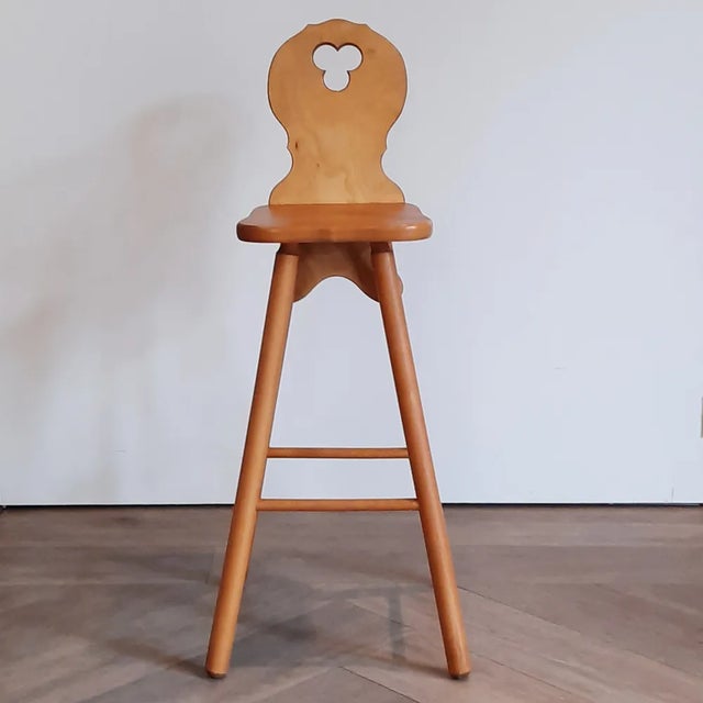 These vintage beech wood bar stools in Tyrolean style are well and sturdily made. The stools are quite narrow and...