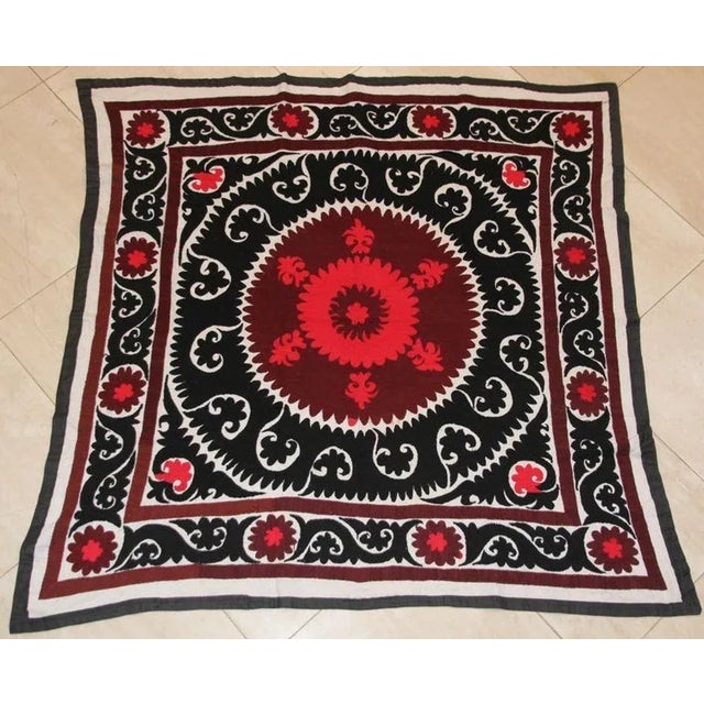 Vintage Samarkand Suzani, Uzbekistan For Sale - Image 13 of 13