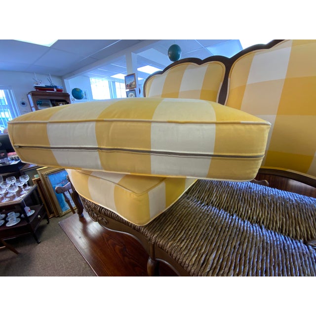20th Calico Corners Country French Style Setee For Sale - Image 9 of 11