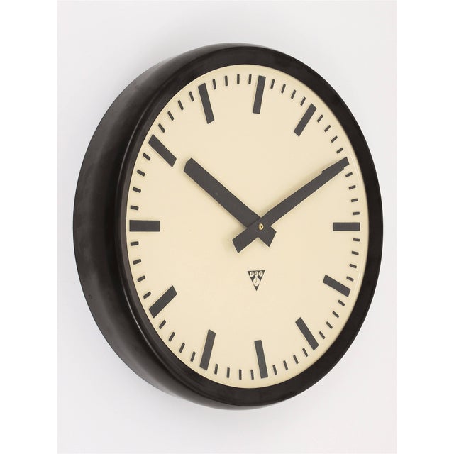 Industrial Large Bakelite Industrial Train Station Round Wall Clock, 1940s For Sale - Image 3 of 8