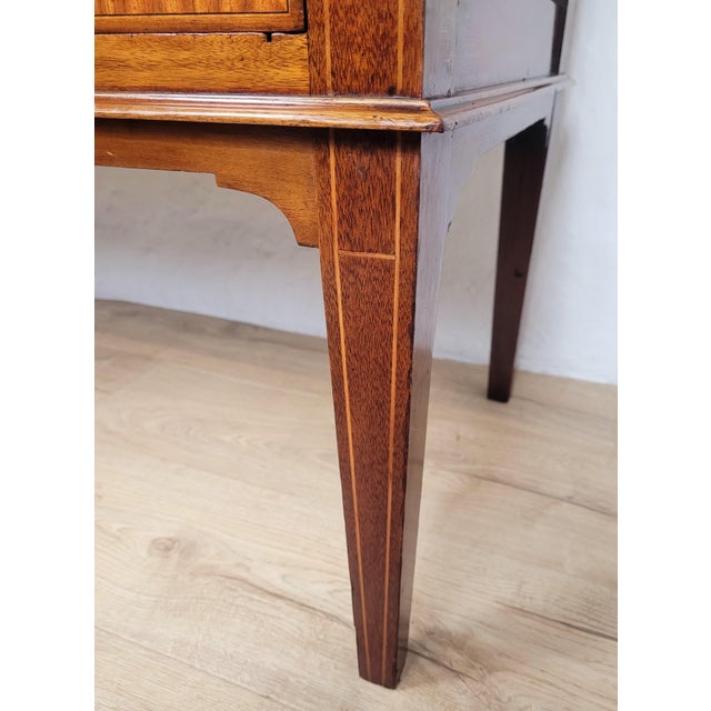 Victorian Dresser in Mahogany, 1890 For Sale - Image 13 of 18