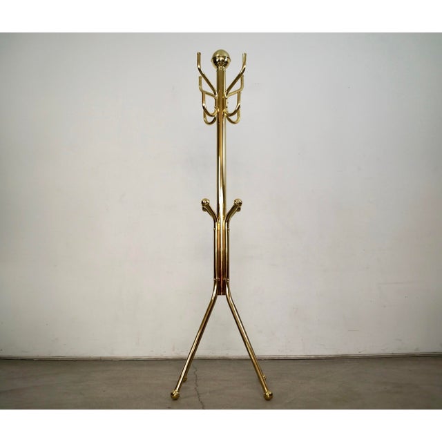 Hollywood Regency 1980’s Hollywood Regency Brass Free Standing Coat Rack For Sale - Image 4 of 12