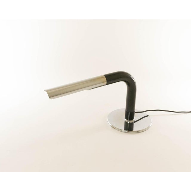 Metal Gulp Table Lamp in Chrome and Black by Ingo Maurer for Design M, 1970s For Sale - Image 7 of 8