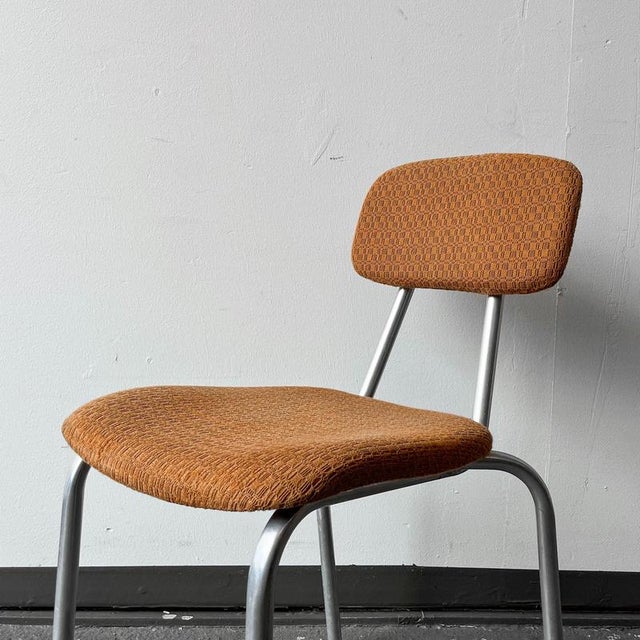 Mid-Century Aluminium Chair with Orange Fabric For Sale - Image 15 of 18