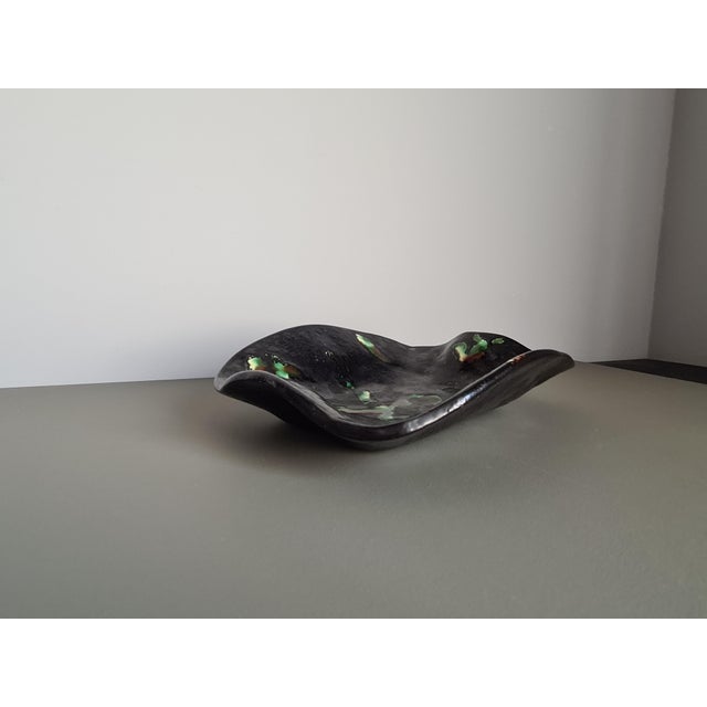 Ceramic French Studio Pottery Bowl Freeform Lava Glaze Black Green Ceramic Dish Mid-Century French Vintage Art Pottery Accent Piece, 1950 For Sale - Image 7 of 10