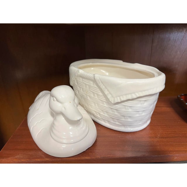 1950s Mid Century ,1950s, White Ceramic Nesting Hen Gravy /Tureen For Sale - Image 5 of 8