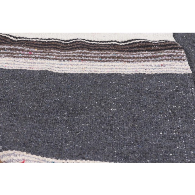 Late 20th Century Vintage Mexican Serape Blanket Kilim Rug, 04'05 X 06'04 For Sale In Dallas - Image 6 of 10