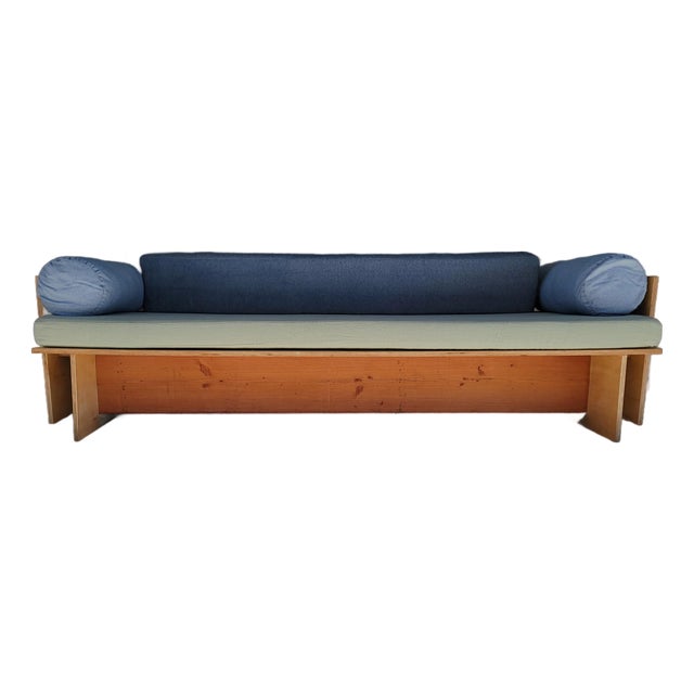 Mid-Century Modern Style Daybed / Sofa For Sale