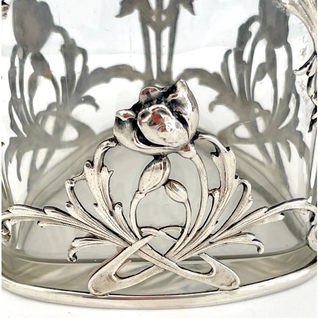 Silver Exquisite Art Nouveau Sterling Mounted Crystal Triangular Box For Sale - Image 8 of 12