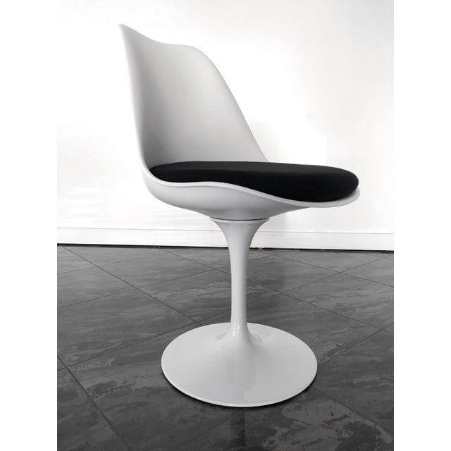 Eero Saarinen N.04 Tulip Chairs by Eero Saarinen, 2016, Set of 4 For Sale - Image 4 of 12