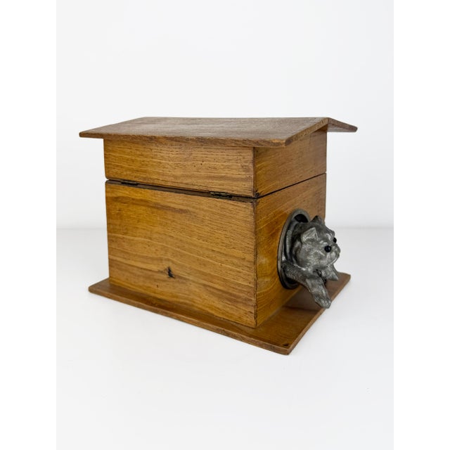 Wood Antique 19th Century Dog Kennel Cigar Humidor Box in Wood with Metal Dog and Key, 1890s For Sale - Image 7 of 15