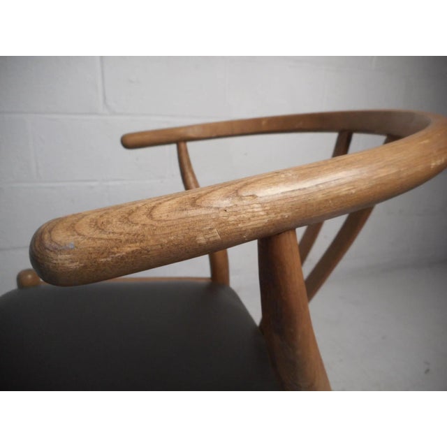 Vintage Modern Wegner Style Wishbone Chair For Sale - Image 12 of 13