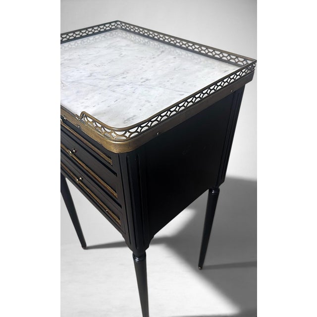 Late 19th Century Napoleon III Style French Night Stand in Black Lacquered Wood and Carrara Marble For Sale - Image 14 of 18