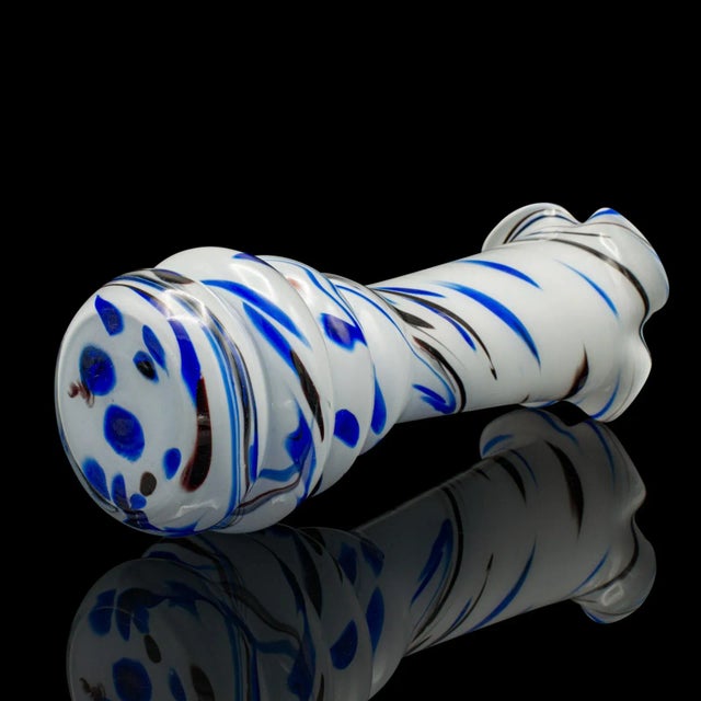 Glass 1950's Tall Vintage Murano Flower Vase For Sale - Image 7 of 12