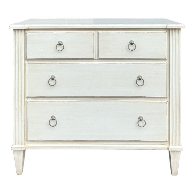 2000s Ethan Allen Swedish Home Collection Gustavian 3 Drawer Bachelor's Chest (10-5401 Linen) For Sale