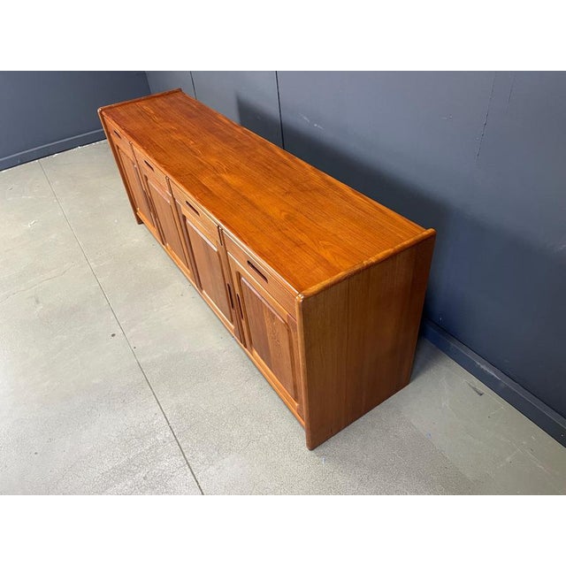 Mid-Century Scandinavian Credenza from Dyrlund, 1960s For Sale - Image 9 of 12